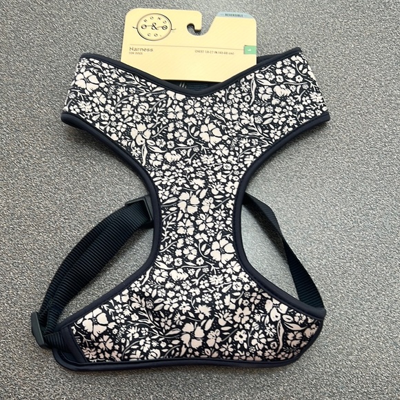 👑 Bond & Co. Reversible Harness NWT Large